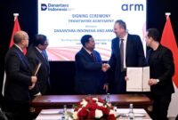 Penandatanganan perjanjian kerangka kerja antara Badan Pengelola Investasi Danantara Indonesia (BPI Danantara) dan Arm Limited di London, Inggris, pada Senin, 23 Februari 2026.