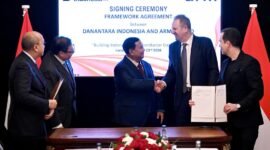 Penandatanganan perjanjian kerangka kerja antara Badan Pengelola Investasi Danantara Indonesia (BPI Danantara) dan Arm Limited di London, Inggris, pada Senin, 23 Februari 2026.