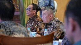 Menteri Perhubungan Dudy Purwagandhi, pada Rapat Koordinasi (Rakor) Persiapan Penyelenggaraan Angkutan Lebaran 2026, di Kantor Pusat Kemenhub, Jakarta, Selasa (24/2) malam.