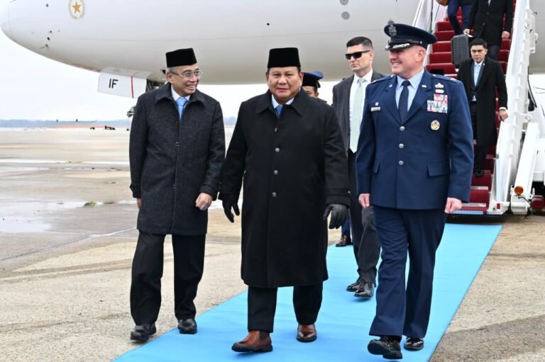 Presiden Republik Indonesia Prabowo Subianto tiba di Amerika Serikat (AS) pada Selasa, 17 Februari 2026 pukul 11.55 waktu setempat. (Foto/Setkab)