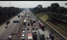 63 Ribu Kendaraan Melintas di Jalan Layang MBZ pada H-4 Lebaran