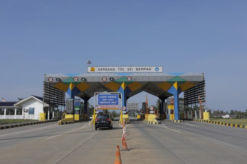 Ruas Tol Medan Kualanamu-Tebing Tinggi (MKTT). 