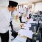 Menteri Sosial Saifullah Yusuf (Gus Ipul) melakukan inspeksi mendadak (sidak) pada hari pertama bekerja usai cuti bersama Hari Raya Idul Fitri, Rabu (25/3/2026). (Dok: Humas Kemensos)