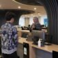 Pelayanan di Lobby PTSP Kementerian Investasi dan Hilirisasi. (Dok: Humas BKPM)