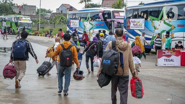 Sejumlah penumpang melakukan perjalanan mudik Lebaran. (Dok: Istimewa)