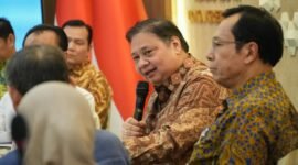 Menteri Koordinator Bidang Perekonomian Airlangga Hartarto dalam Diskusi dan Buka Puasa Bersama Forum Komunikasi Wartawan Ekonomi Makro (Forkem) di Jakarta, Senin (16/3/2026).