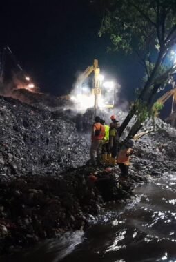 TPST Bantargebang Longsor, Pemprov DKI Sampaikan Duka dan Pastikan Santunan bagi Korban