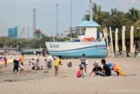 <p>Pemerintah Provinsi (Pemprov) DKI Jakarta menyiapkan kado spesial bagi warga Jakarta dalam menyambut Hari Ulang Tahun (HUT) ke-499 Jakarta. Berbagai layanan transportasi publik di bawah naungan Pemprov DKI seperti LRT, MRT, dan TransJakarta akan digratiskan. </p>